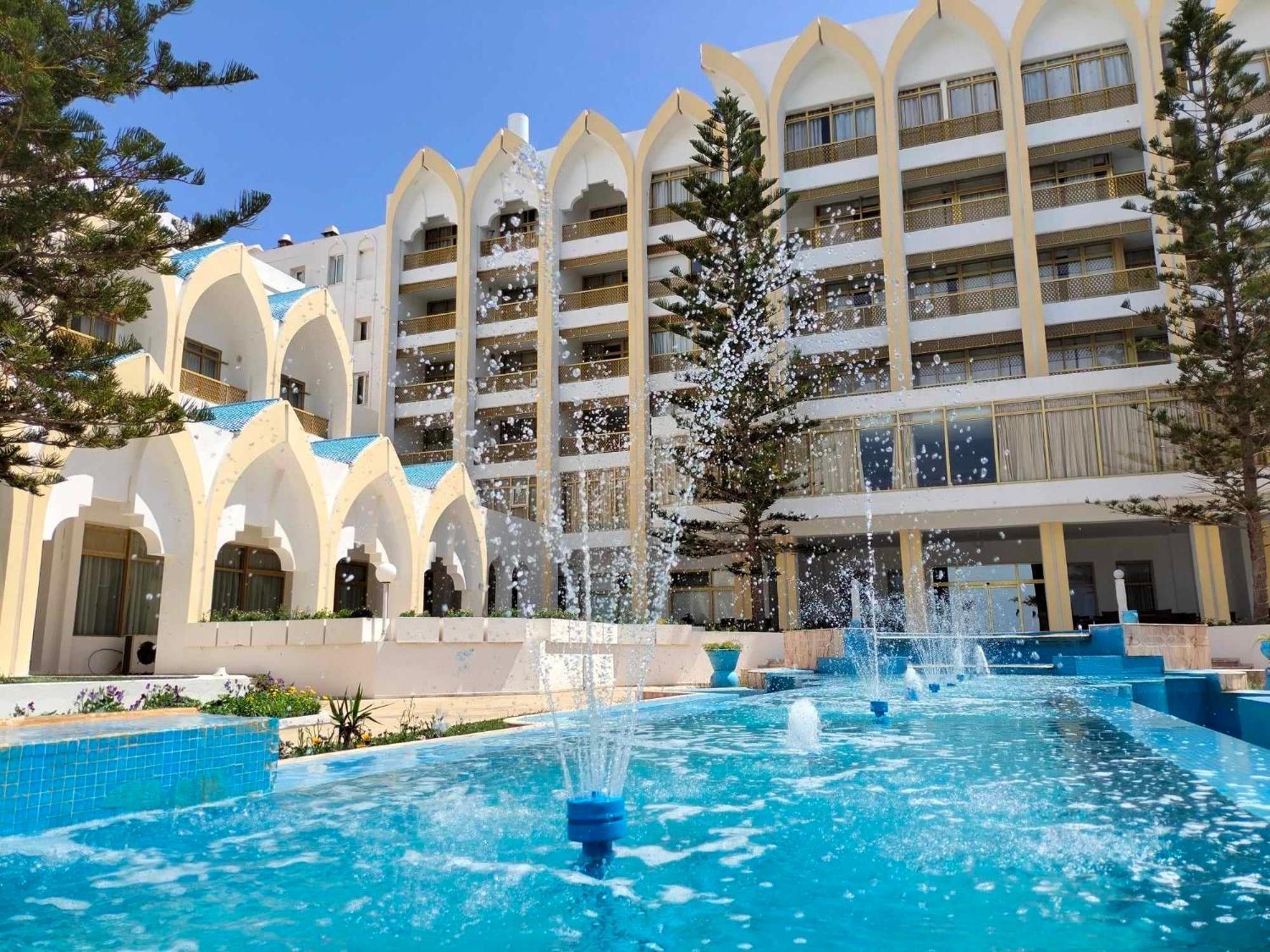 Hotel Amir Palace 4*