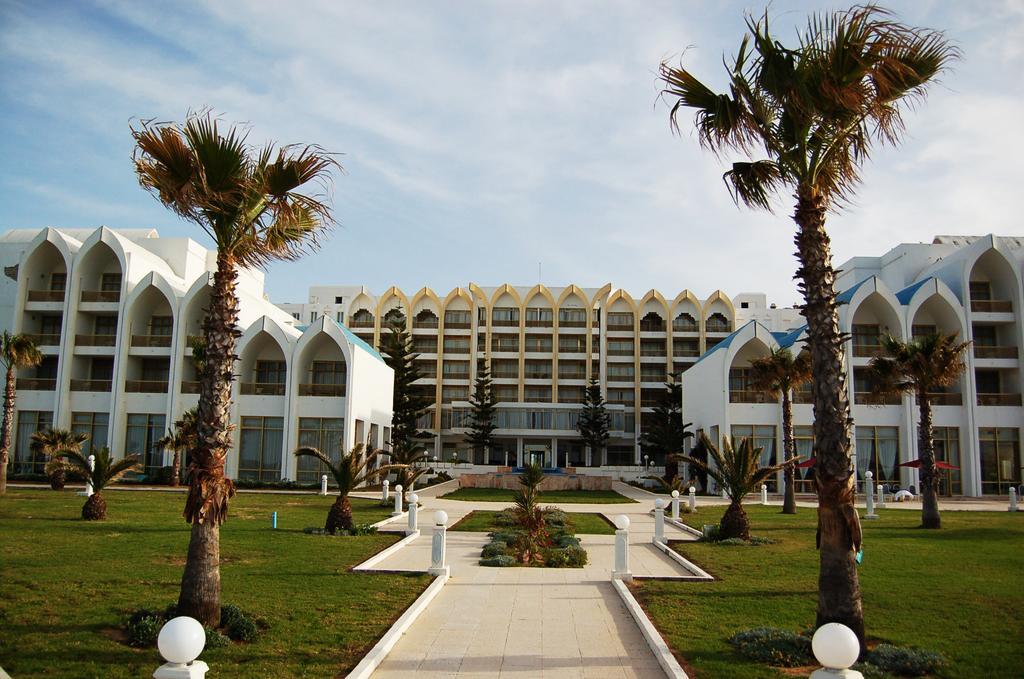 Amir Palace 4*