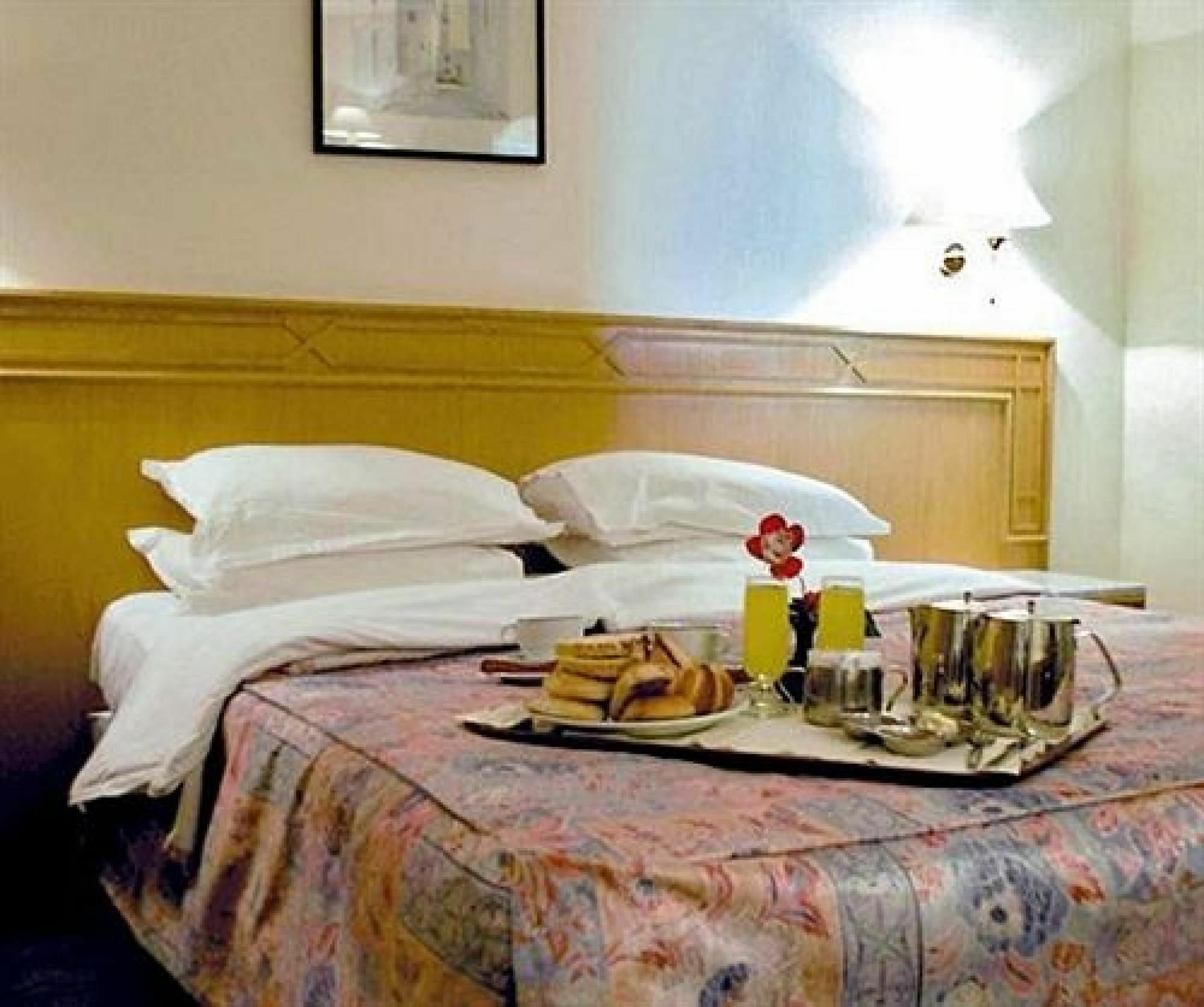 Hotel Amir Palace 4*
