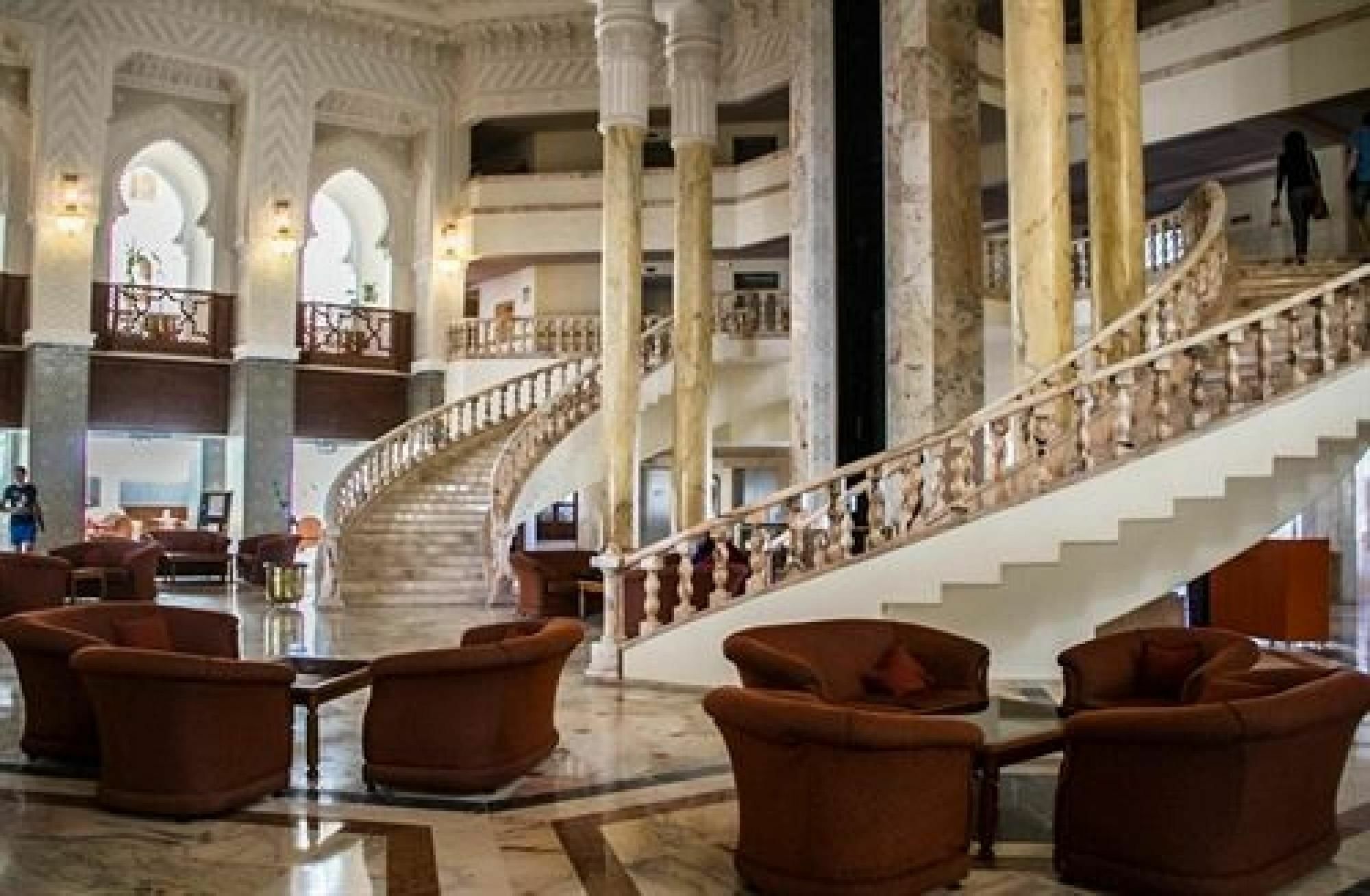 Hotel Amir Palace 4*